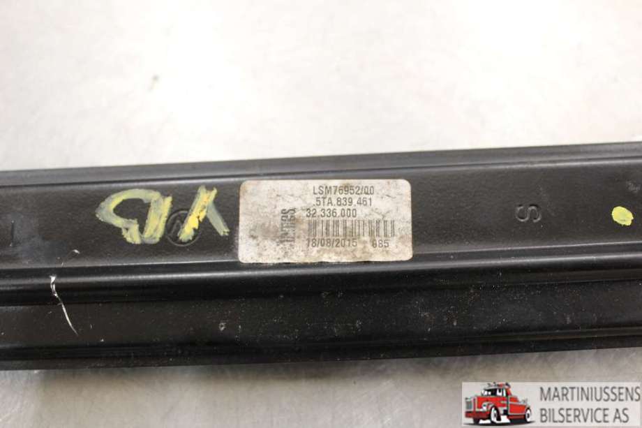 Ruteheis til VW Touran 2015-2021 (Type II)  (VOLKSWAGEN||5TA.839.461)