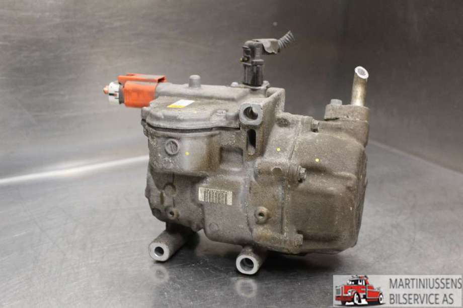 Aircondition kompressor til Toyota Auris, 2013-2015 (Type II, Fase 1)  (TOYOTA|)