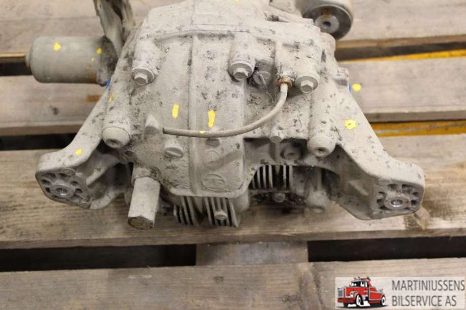 Kardang klokke bak til Mercedes ML 2005-2011 (W164) (W164) (MERCEDES|A 164 350 08 14|)