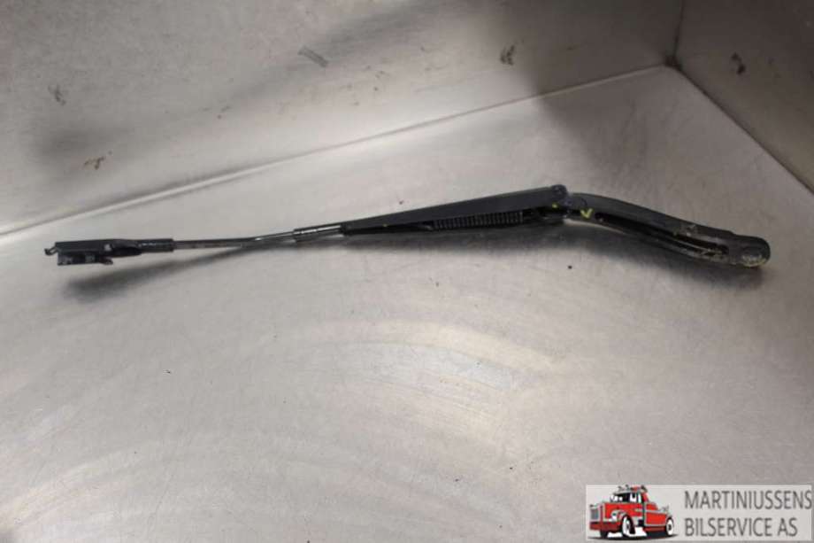Viskerarmer frontrute til Mercedes ML 2005-2011 (W164) (W164) (MERCEDES||A 24028055)