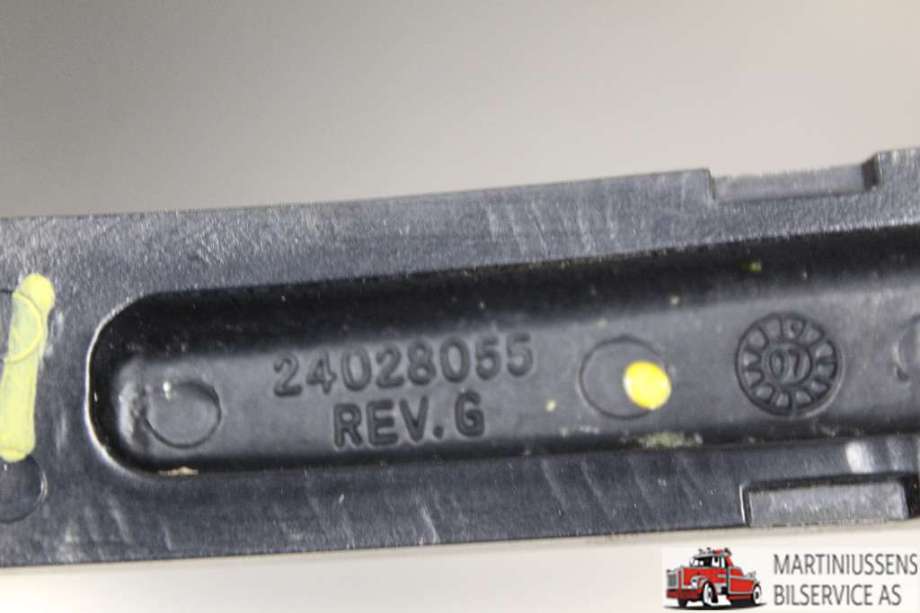 Viskerarmer frontrute til Mercedes ML 2005-2011 (W164) (W164) (MERCEDES||A 24028055)