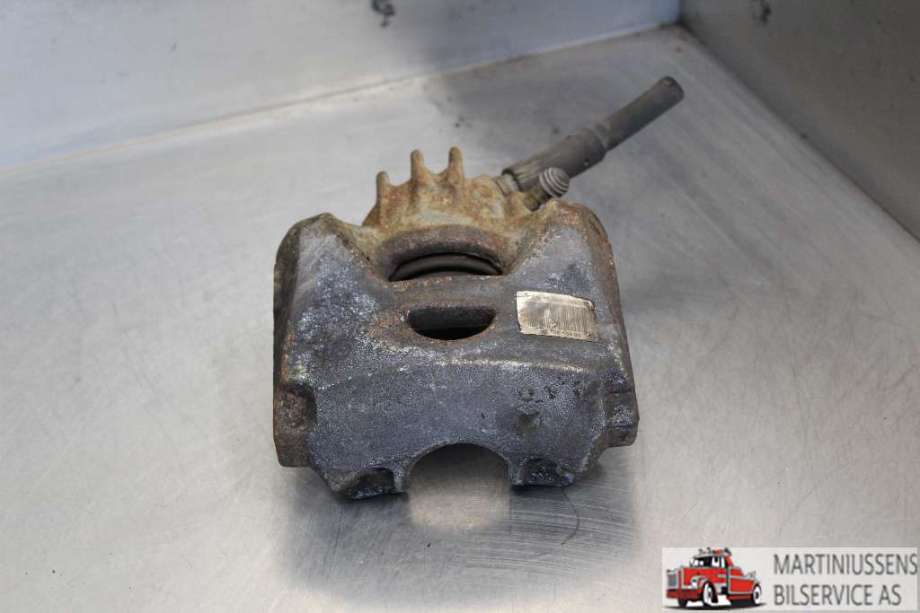 Bremsecaliper venstre foran til Peugeot Partner, 2015-2019 (Type II, Fase 2)  (PEUGEOT|)