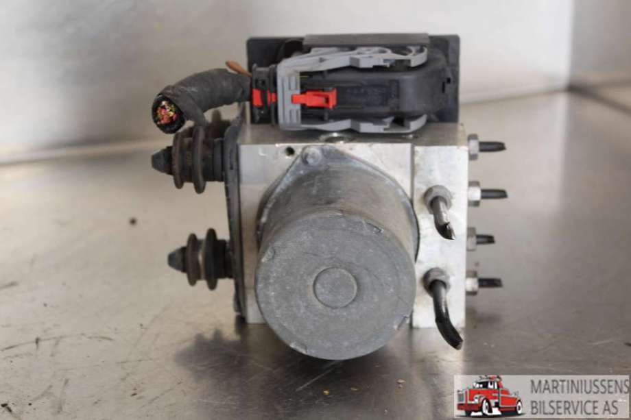 ABS sentral til Audi Q5 2008-2012 (Type I, Fase 1)  (AUDI||8R0 907 379 H)