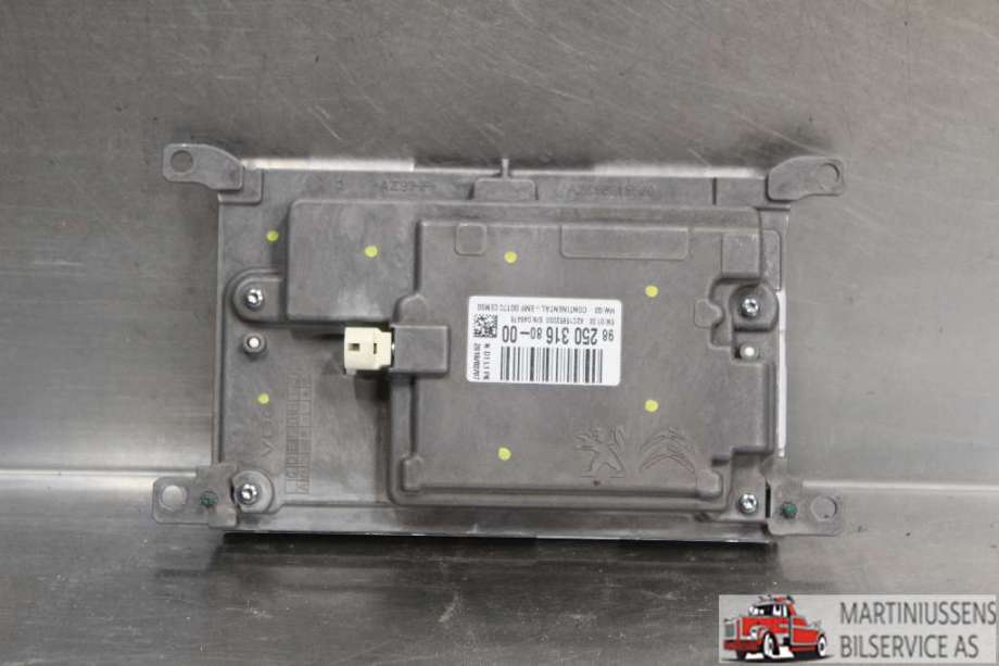 Multimedia display (MCU - Media Controller Unit) til Toyota Proace 2016-->> (Type II)  (TOYOTA||98 250 316 80-00)