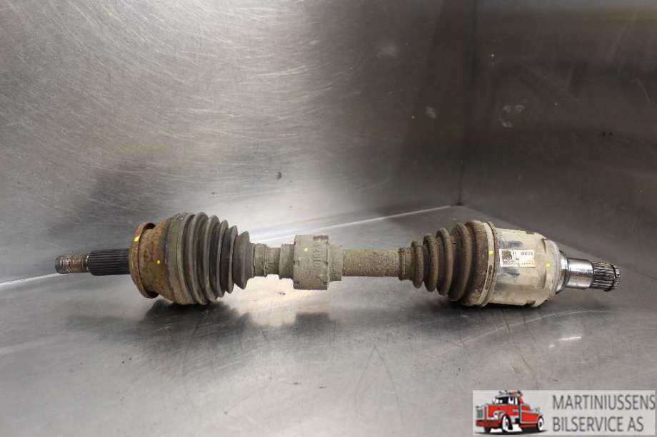 Drivaksel venstre foran til Toyota RAV4, 2006-2009 (Type III, Fase 1)  (TOYOTA|)