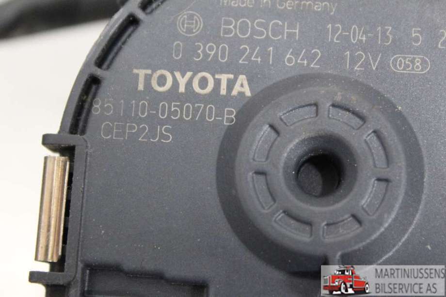 Viskermotor frontrute til Toyota Avensis 2009-2015 (Type III, Fase 1)  (TOYOTA|85110-05070-B|)