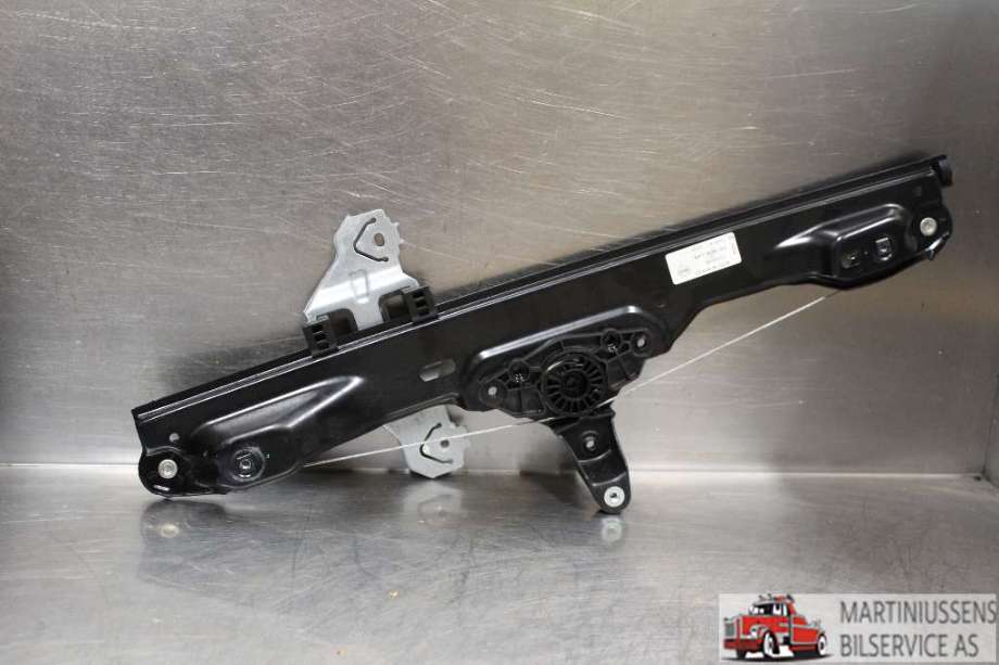 Ruteheis til Nissan Qashqai 2014-2021 (Type II)  (NISSAN||80701 4EA0A-03)
