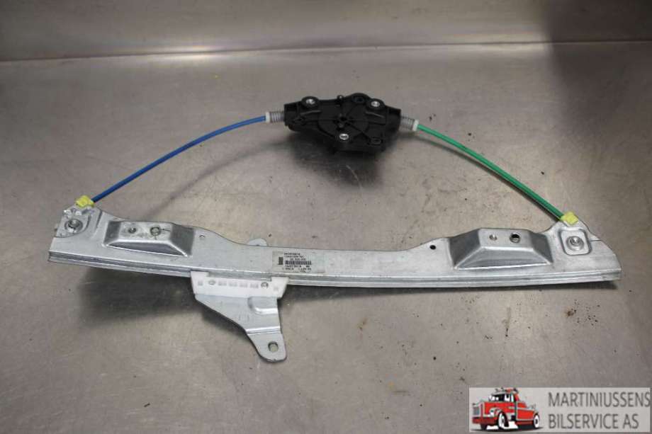 Ruteheis til Opel Corsa E 2015-2019  (OPEL||541613212)