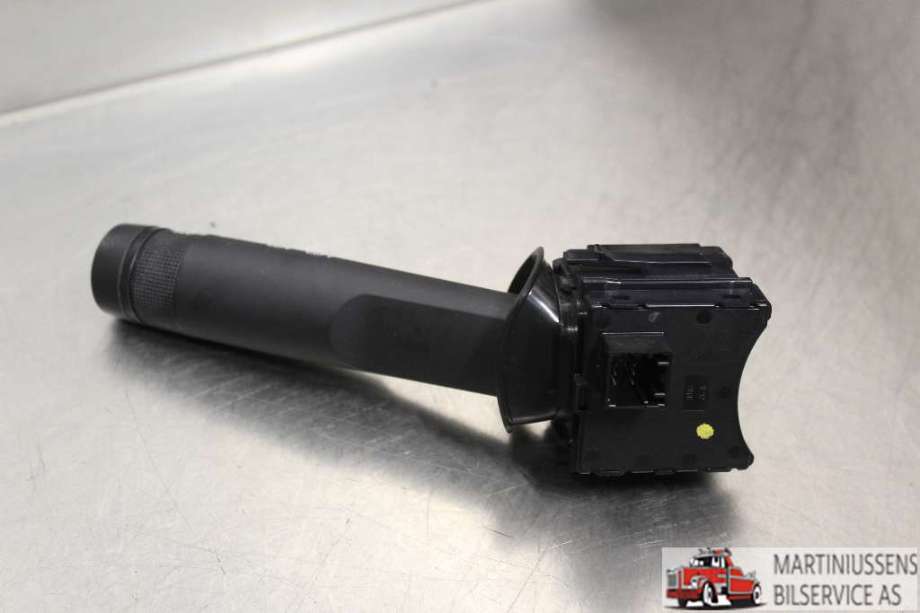 Bryter visker til Opel Corsa E 2015-2019  (OPEL||95433818)