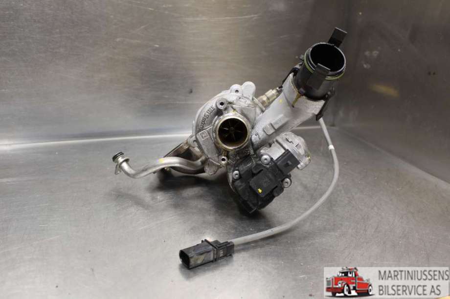 Turbo til VW Passat, 2015-2019 (Fase 1) (B8) (B8) (VOLKSWAGEN|04E 145 721 G)