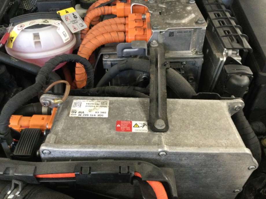 Batterilader (OBC - On Board Charger) til VW Passat, 2015-2019 (Fase 1) (B8) (B8) (VOLKSWAGEN|)