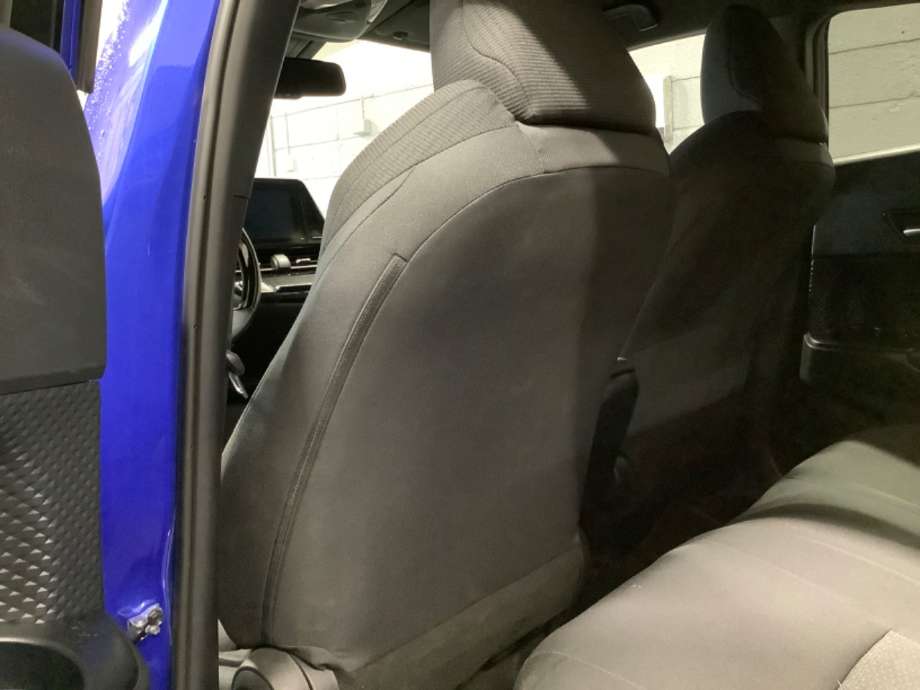 Sete foran venstre til Toyota C-HR 2016-->>  (TOYOTA|)
