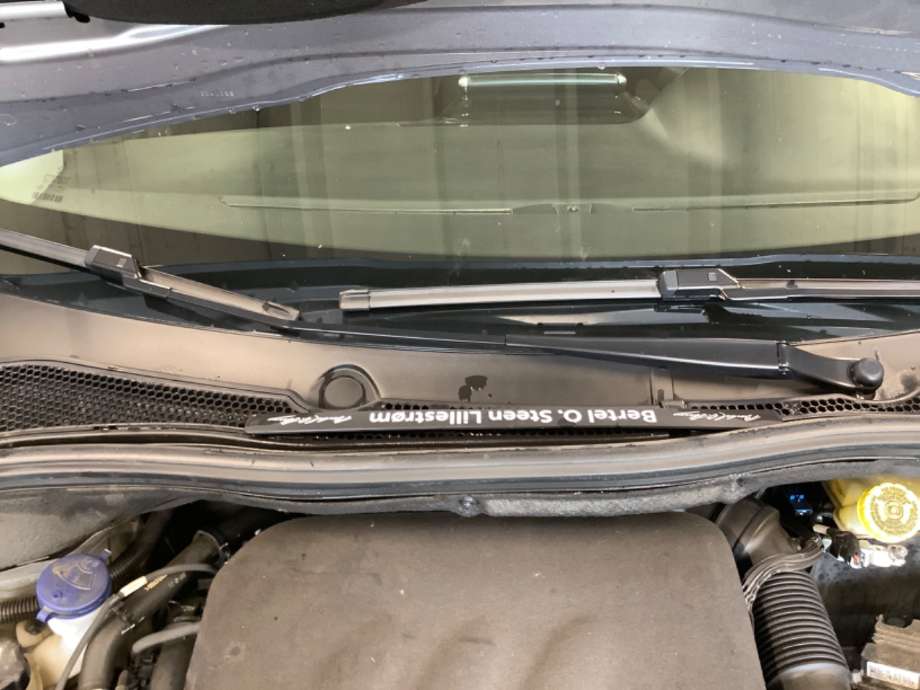 Viskerarmer frontrute til Peugeot 2008, 2013-2019 (Type I)  (PEUGEOT|)