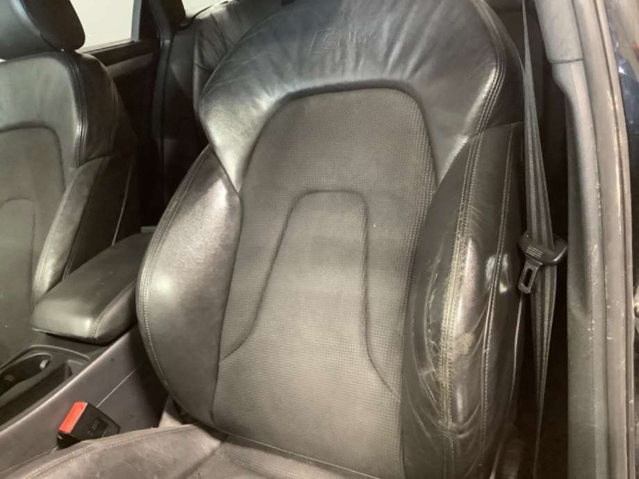 Sete foran venstre til Audi A4 2007-2014 (Type IV) (B8) (B8) (AUDI|)