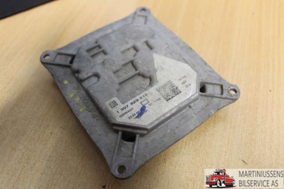 Styreenhet xenon/ballast til Audi A4, 2007-2014 (Type IV) (B8) (B8) (AUDI|)
