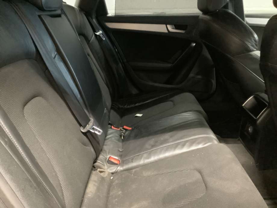 Sete bak til Audi A4 2007-2014 (Type IV) (B8) (B8) (AUDI|)