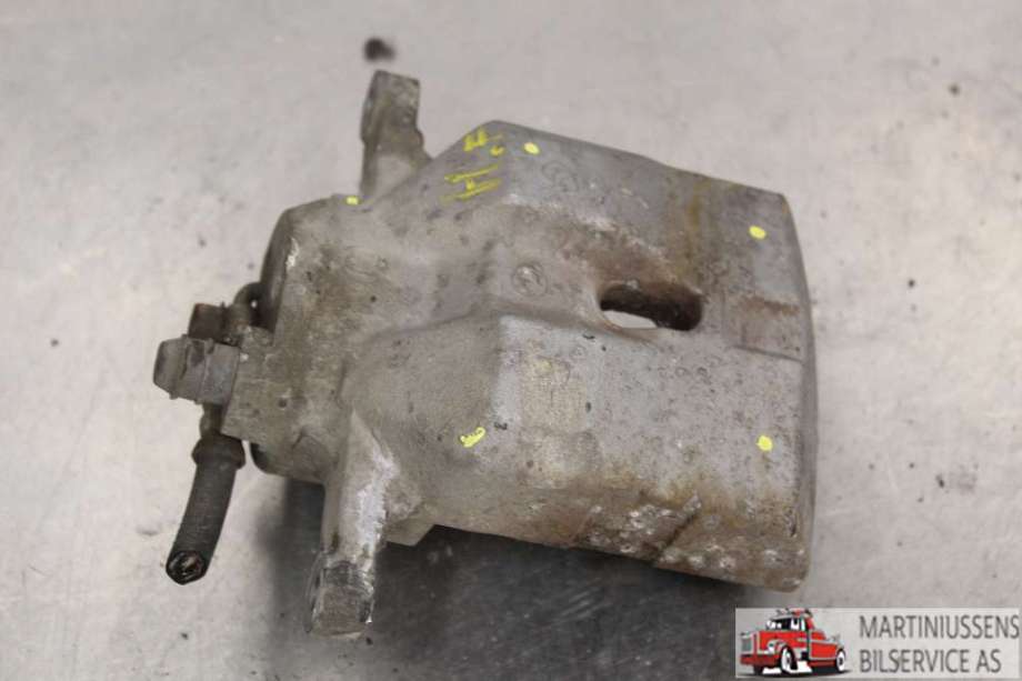 Bremsecaliper høyre foran til Toyota Prius, 2016-2023 (Type IV) (combi) (combi) (TOYOTA|)