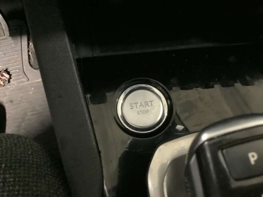 Bryter start/stopp til Peugeot 5008, 2017-->> (Type II)  (PEUGEOT|)