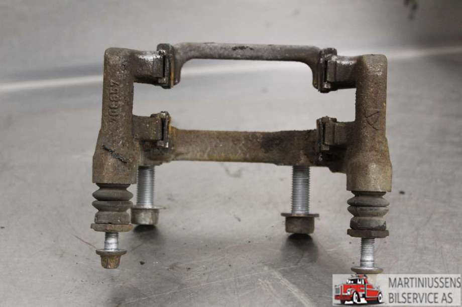 Bremsecaliper brakett til Peugeot 5008 2017-->> (Type II)  (PEUGEOT|)