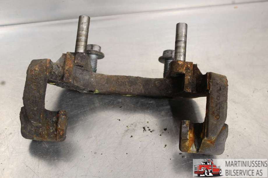 Bremsecaliper brakett til Volvo V40 2012-2019 (VOLVO|36002808|)