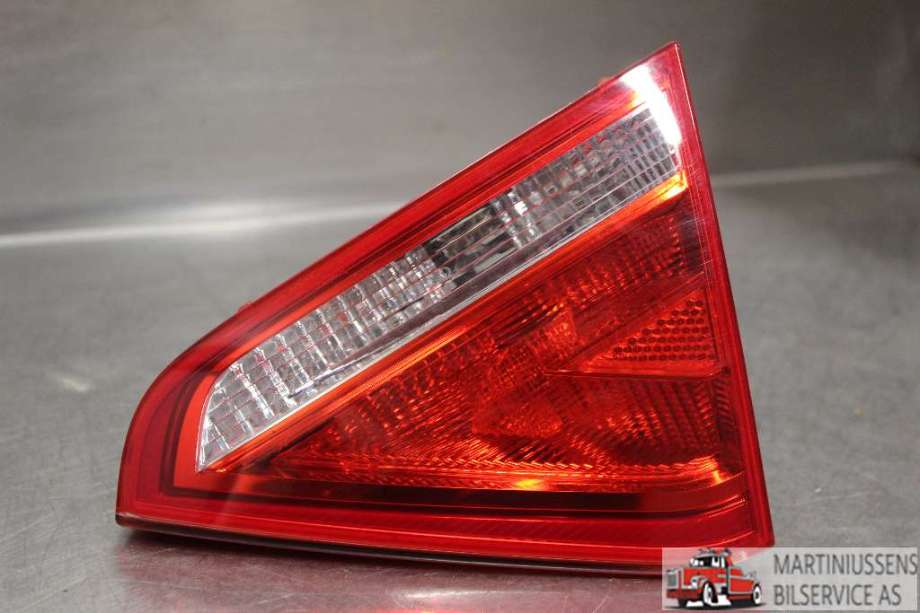 Baklykt høyre indre til Audi A5 2007-2016 (Type I)  (AUDI||8T0 945 094)