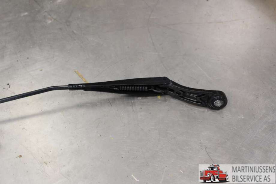 Viskerarmer frontrute til Peugeot 308 2013-2021 (Type II)  (PEUGEOT||97036203)