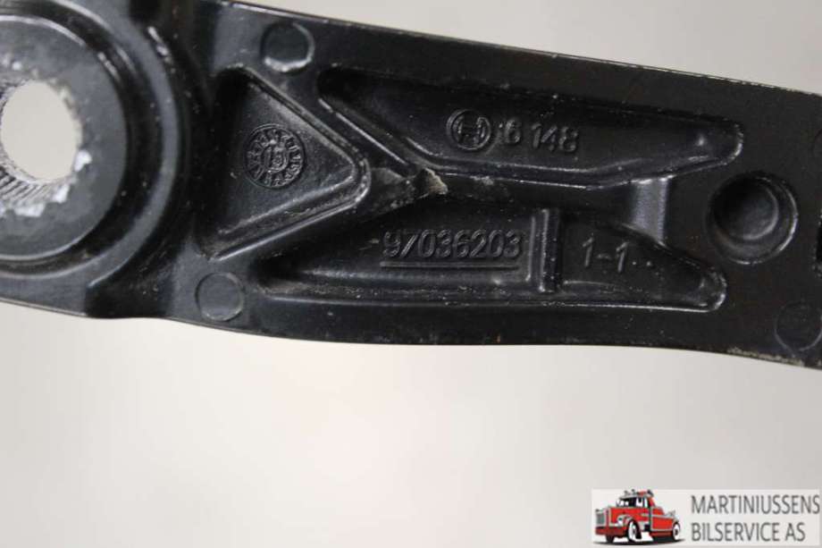 Viskerarmer frontrute til Peugeot 308 2013-2021 (Type II)  (PEUGEOT||97036203)