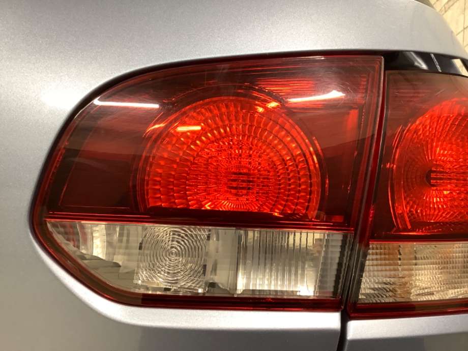 Baklykt høyre indre til VW Golf VI, 2008-2012  (VOLKSWAGEN|)