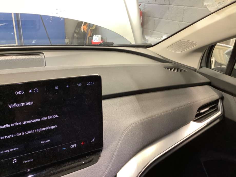 Dashbord til Škoda Enyaq, 2021-->>  (skoda|)