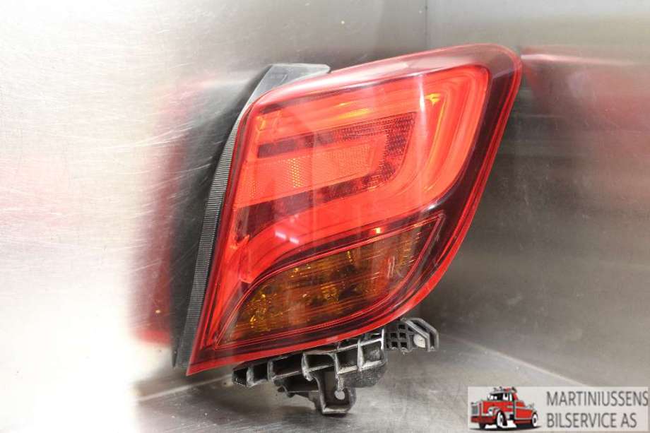 Baklykt høyre til Toyota Yaris, 2014-2020 (Type III, Fase 2)  (TOYOTA|)