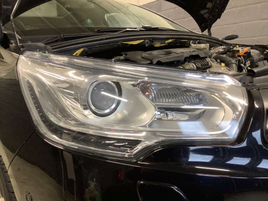 Frontlykt høyre xenon til Citroën C4, 2011-2017 (Type II)  (CITROEN|)