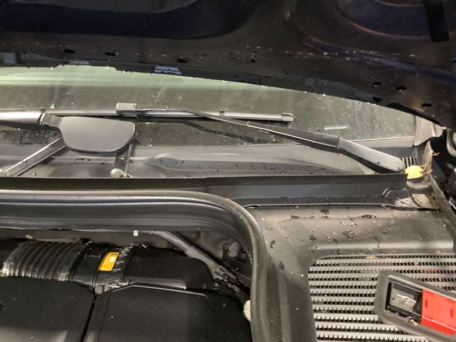 Viskerarmer frontrute til Mercedes GLE, 2019-->> (W167) (W167) (MERCEDES|)