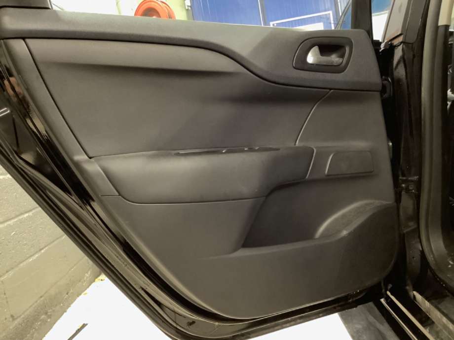 Dørtrekk venstre til Citroën C4, 2011-2017 (Type II)  (CITROEN|)