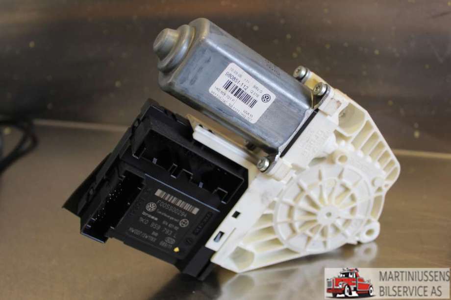 Ruteheis venstre til VW Passat 2005-2010 (B6) (B6) (VOLKSWAGEN|1K0 959 793 L|)