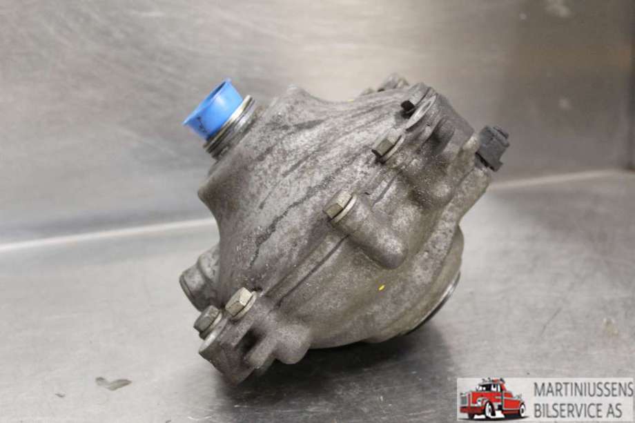 Kardang til BMW 5-Serie 2010-2017 (F10/F11) (F10/F11) (BMW||7591997-04)