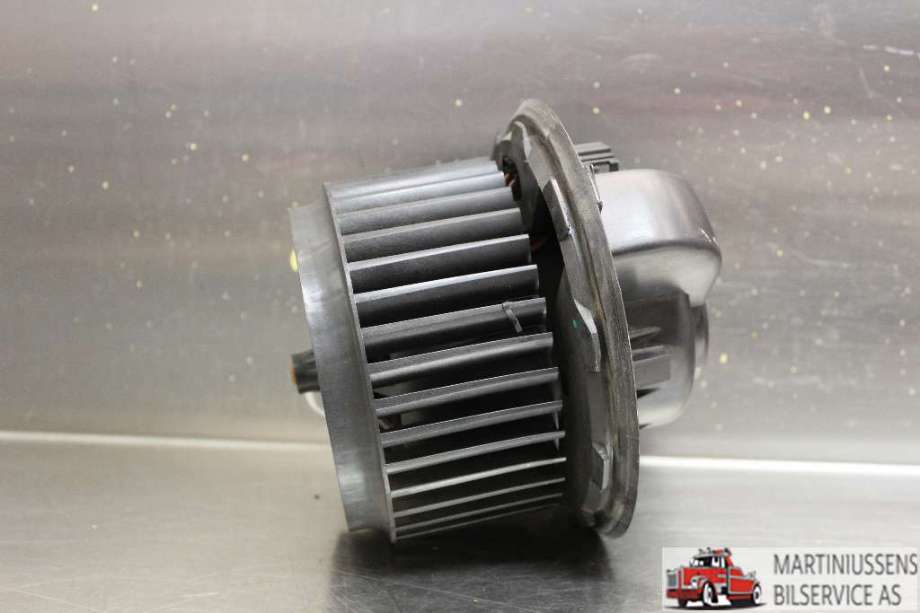 Varmeapparat motor til VW Transporter / Caravelle 2009-2015 (Fase 2) (T5) (T5) (VOLKSWAGEN|7H0 819 021 A|)