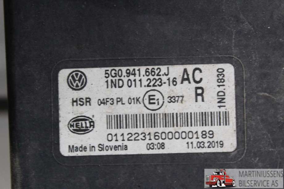 Tåkelykt høyre foran til VW Golf VII 2012-2017 (Fase 1)  (VOLKSWAGEN||5G0.941.662.J)