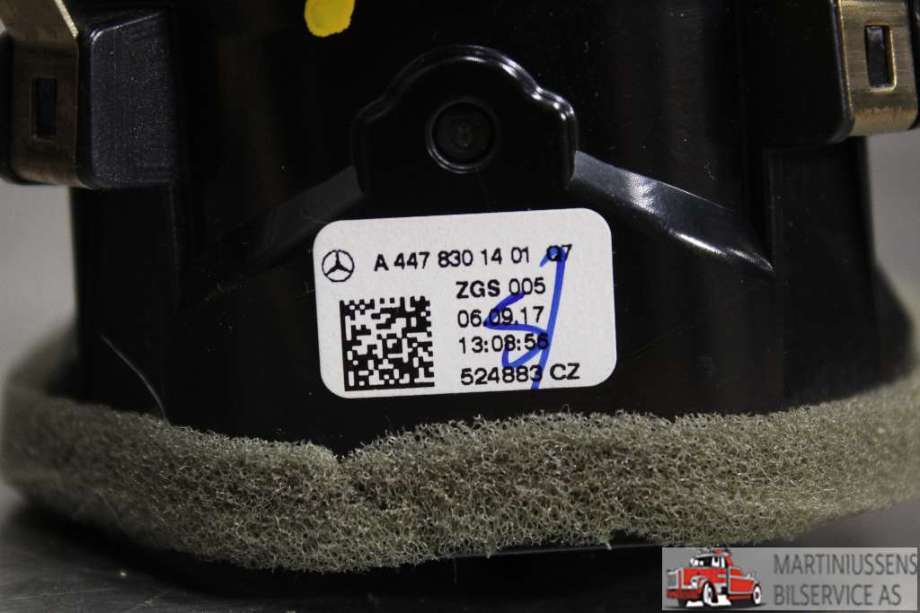 Dashbord friskluftdyse til Mercedes Vito 2014-->> (W447) (W447) (MERCEDES||A 447 830 14 01)
