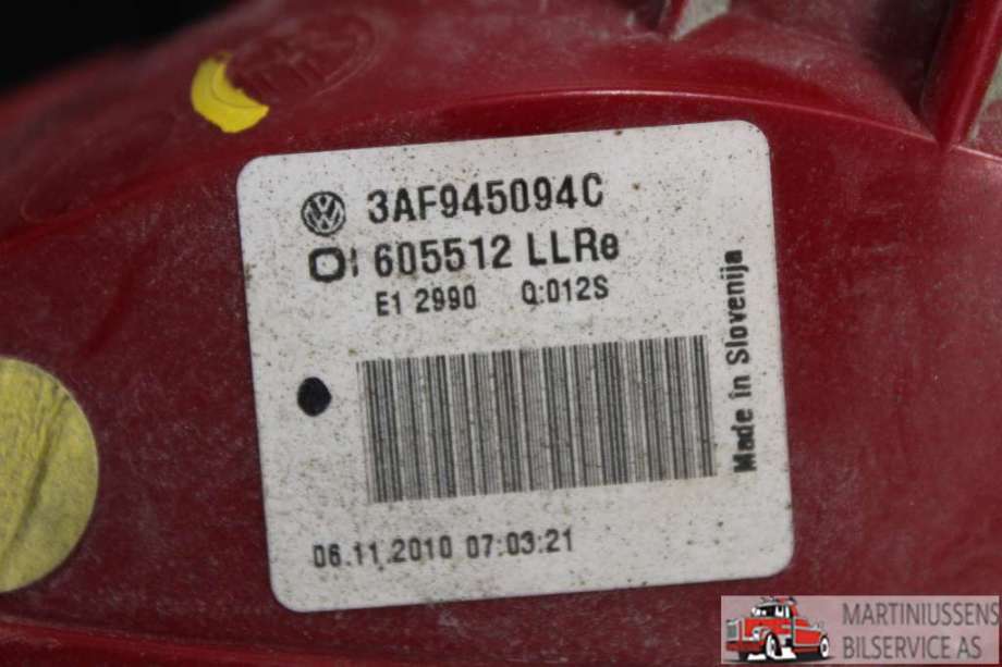 Baklykt høyre indre til VW Passat 2011-2015 (B7) (B7) (VOLKSWAGEN||3AF945094C)