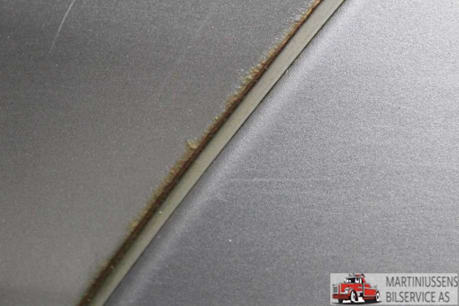 Dør venstre bak til Nissan Patrol 2004-2010 (Fase 2) (Y61) (Y61) (NISSAN|)