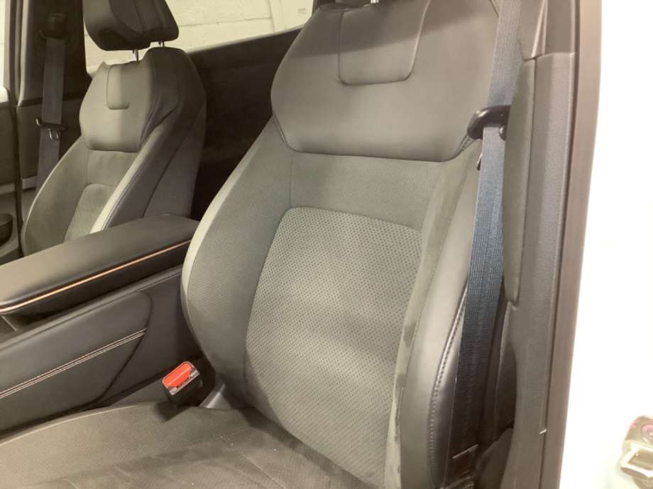 Sete foran venstre til Nissan Ariya 2022-->>  (NISSAN ARIYA|)