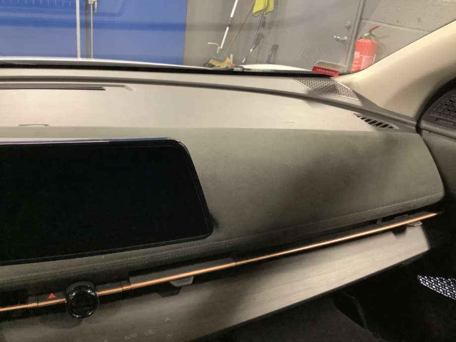 Dashbord til Nissan Ariya, 2022-->>  (NISSAN ARIYA|)