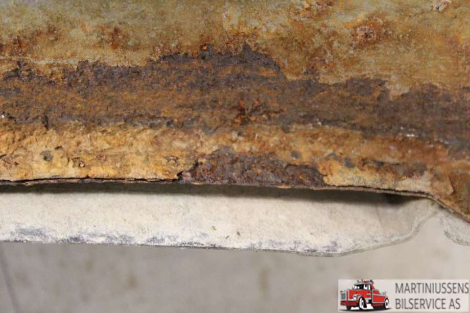Skjerm venstre foran til Nissan Patrol 2004-2010 (Fase 2) (Y61) (Y61) (NISSAN|)