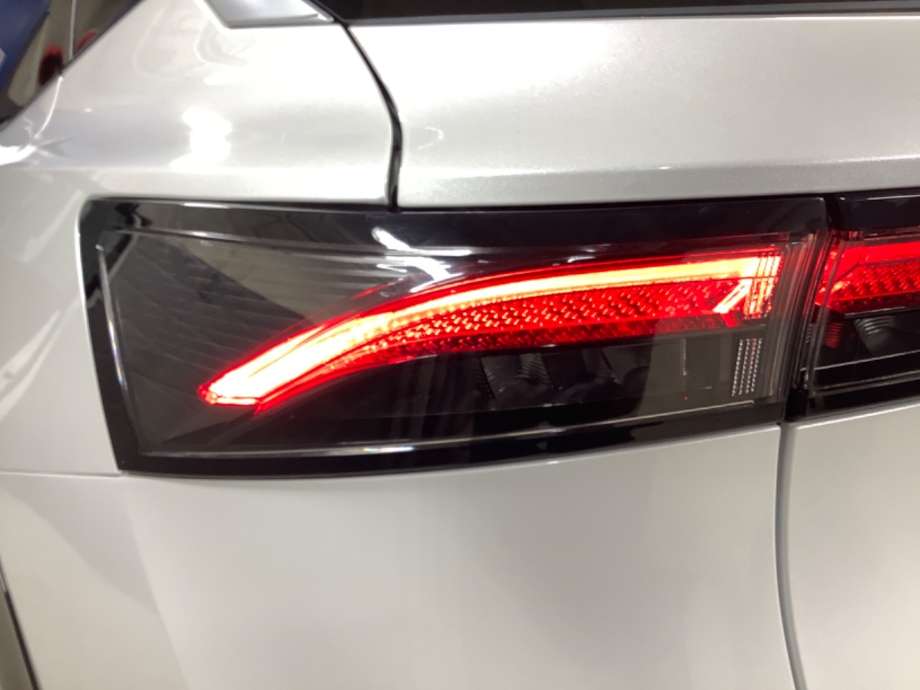 Baklykt venstre til Nissan Ariya, 2022-->>  (NISSAN ARIYA|)