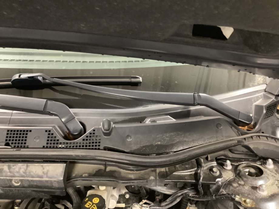 Viskerarmer frontrute til Mazda CX-5, 2012-2017 (Type I)  (MAZDA|)