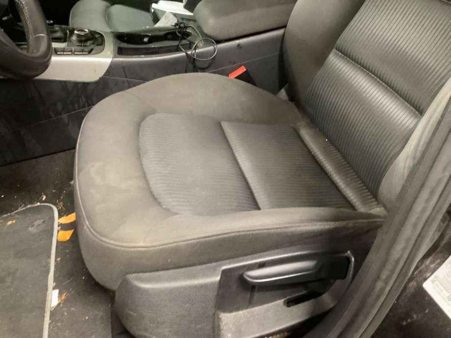 Sete foran venstre til Audi A4, 2007-2014 (Type IV) (B8) (B8) (AUDI|)