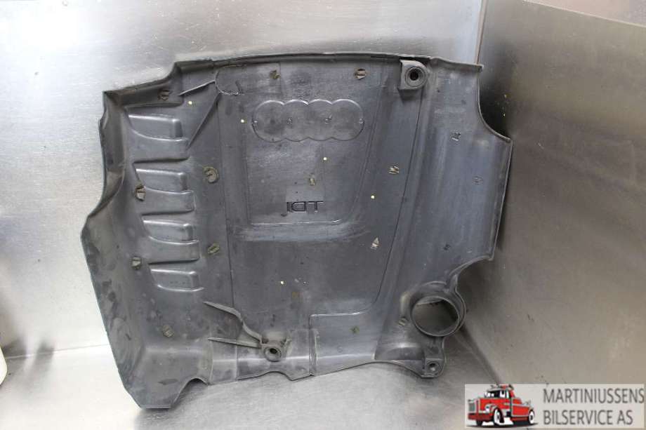 Motordeksel over motor til Audi A4 2007-2014 (Type IV) (B8) (B8) (AUDI||03L 103 925 P)