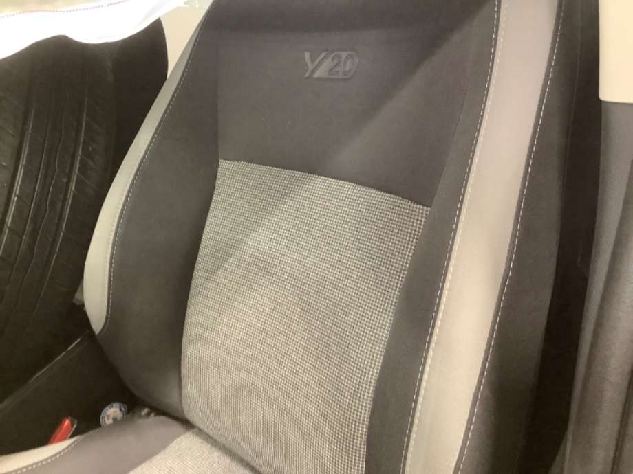 Sete foran venstre til Toyota Yaris 2014-2020 (Type III, Fase 2)  (TOYOTA|)