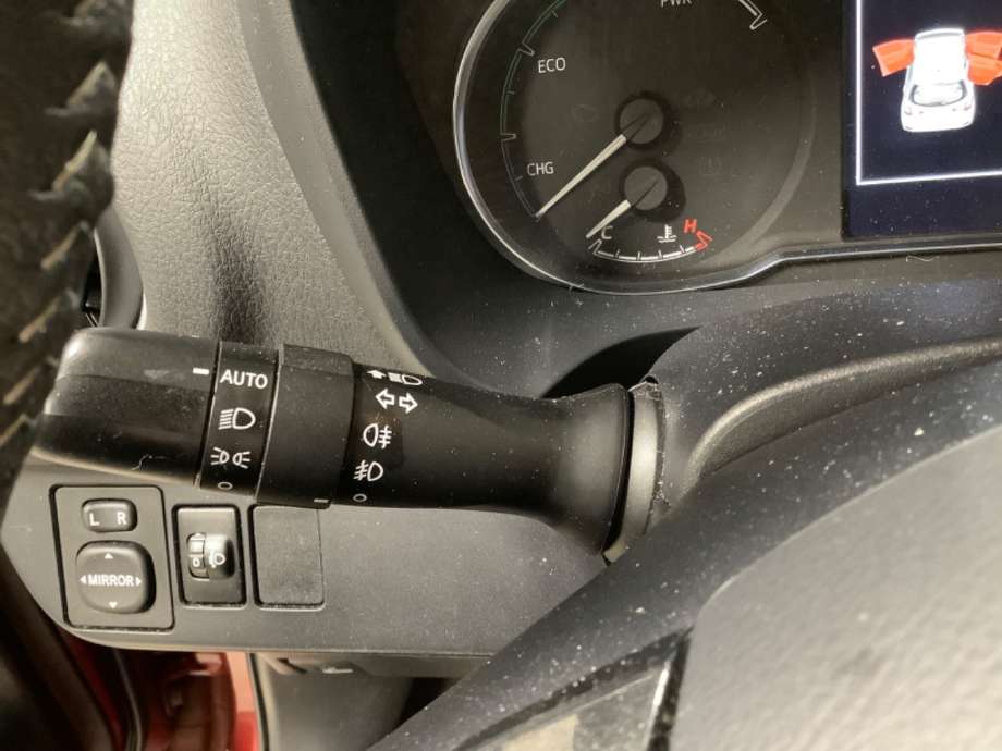 Bryter combi til Toyota Yaris, 2014-2020 (Type III, Fase 2)  (TOYOTA|)