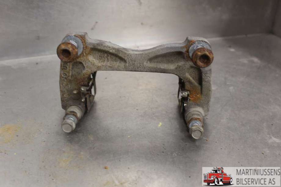 Bremsecaliper brakett til Mazda MX-30 2020-->>  (MAZDA|)